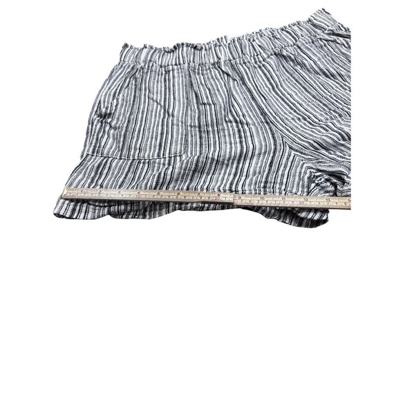 Time And Tru Womens Black & White Striped Shorts Size L - Picture 6 of 8